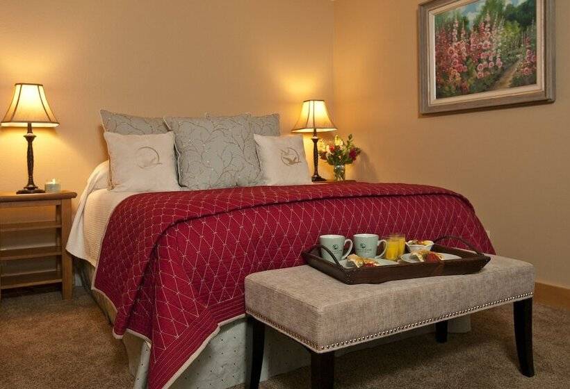 هتل Inn On The Creek