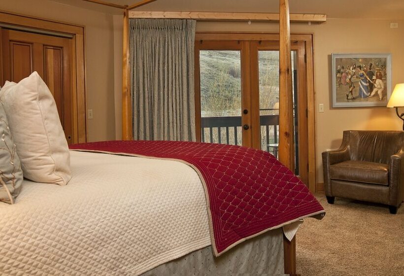 هتل Inn On The Creek