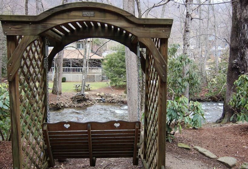 هتل Jonathan Creek Inn And Villas