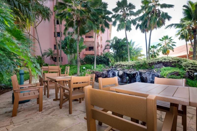 هتل Kahana Falls Resort