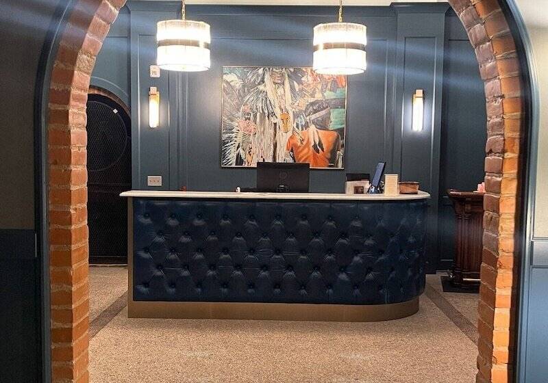 Отель Kalispell Grand