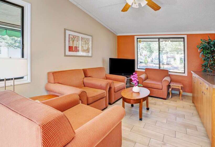 호텔 Knights Inn Sterling Heights