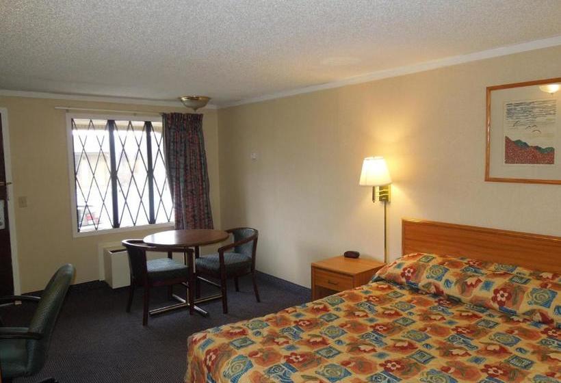 호텔 Knights Inn Toledo West