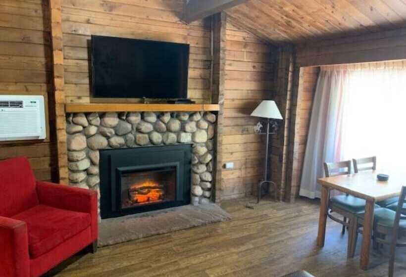 هتل Kohl S Ranch Lodge