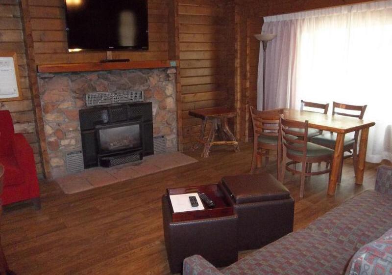 هتل Kohl S Ranch Lodge