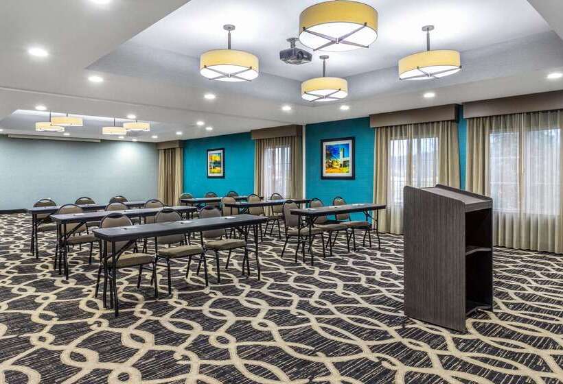 فندق La Quinta By Wyndham Columbus   Edinburgh