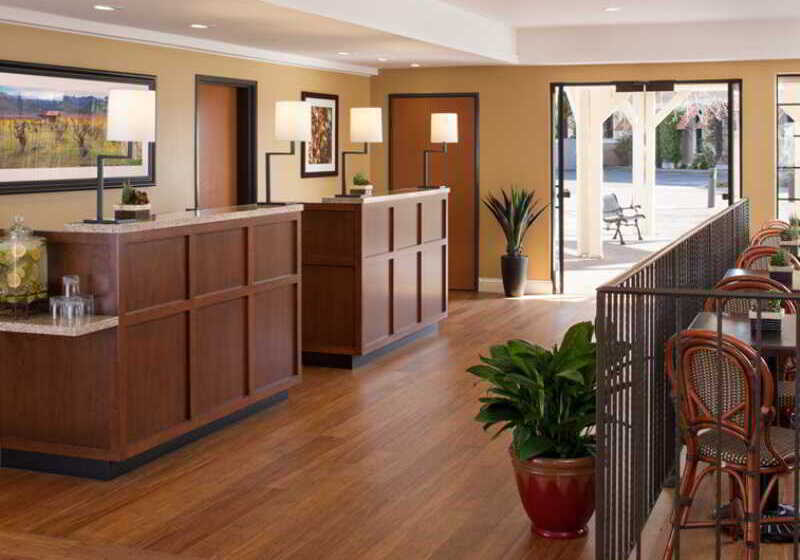 هتل Napa Winery Inn