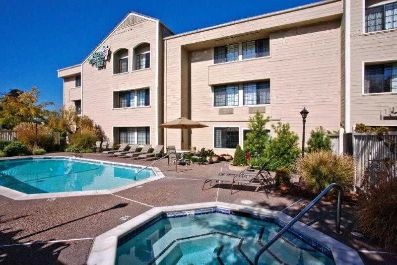 هتل Napa Winery Inn