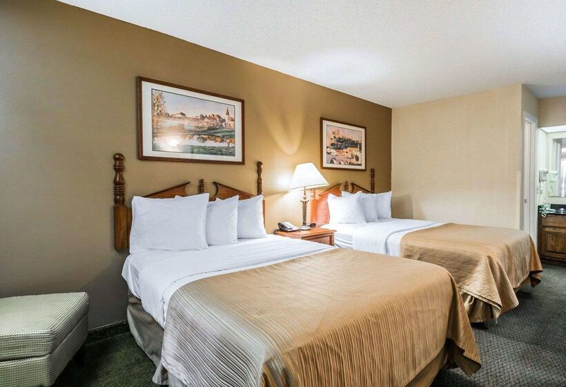 Отель Quality Inn