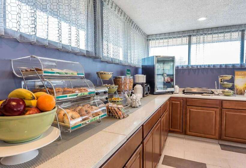 هتل Quality Inn Aberdeen