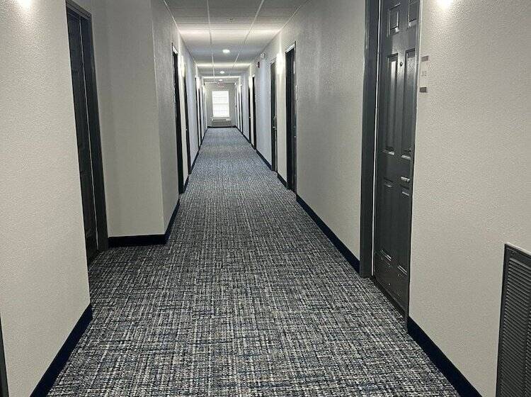 هتل Quality Inn Rome South