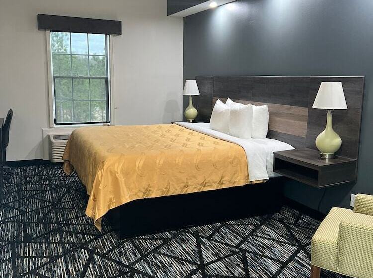 هتل Quality Inn Rome South
