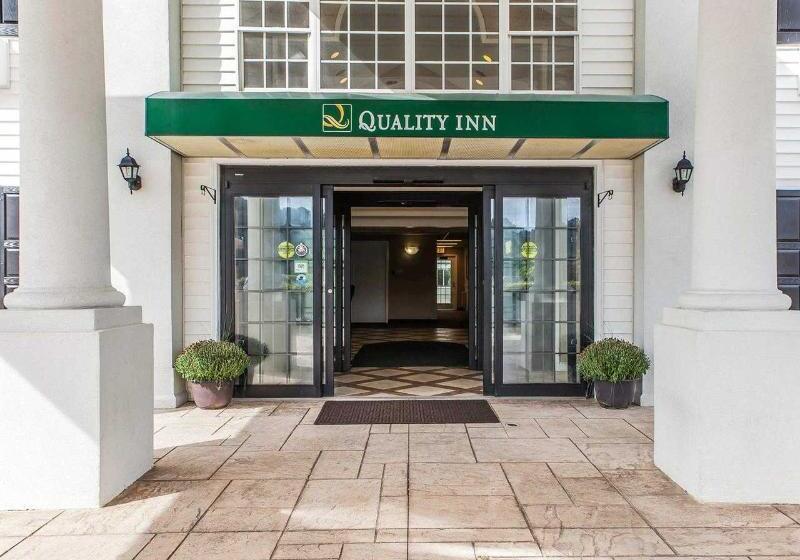 هتل Quality Inn Rome South