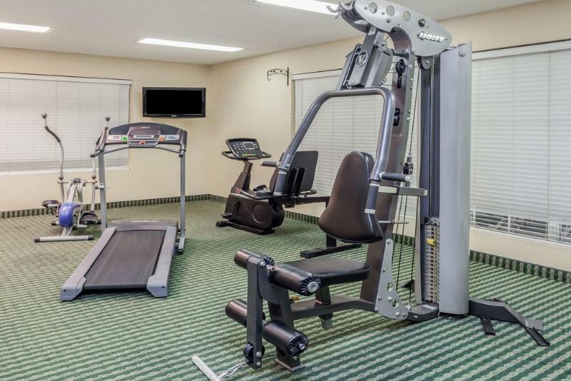 فندق Red Roof Inn & Suites Calhoun