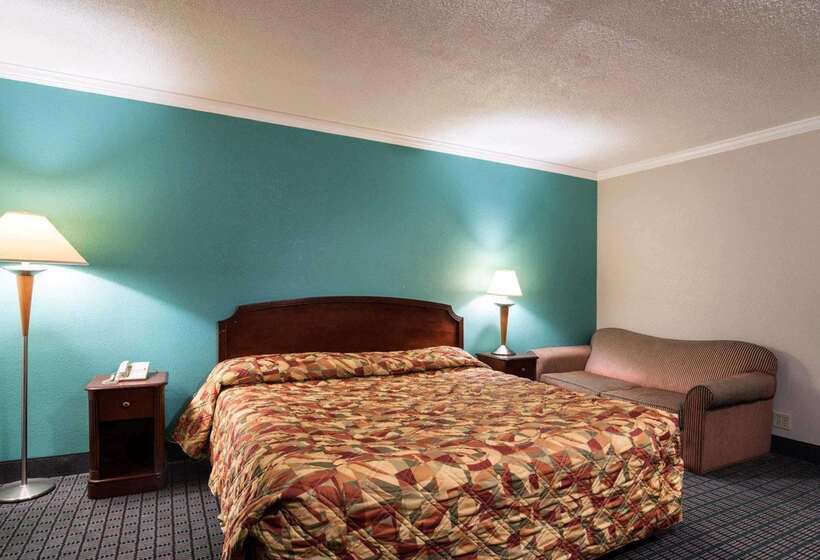 هتل Rodeway Inn