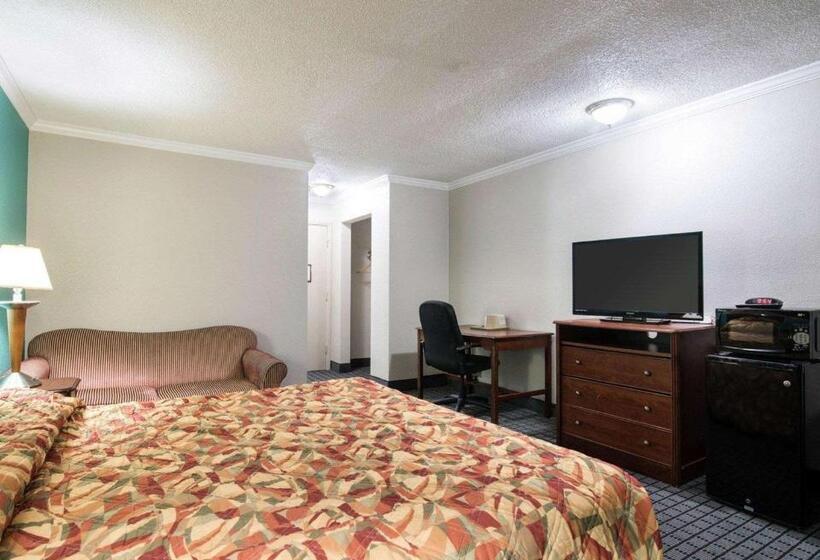 هتل Rodeway Inn