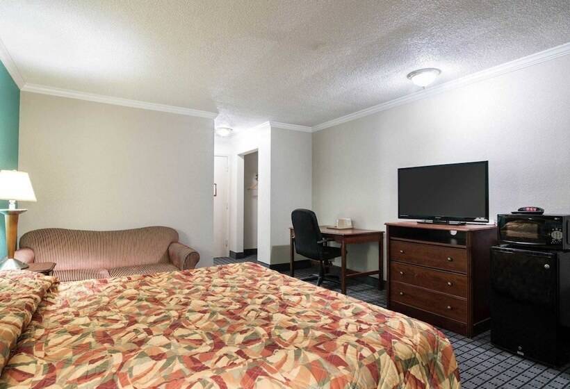 هتل Rodeway Inn
