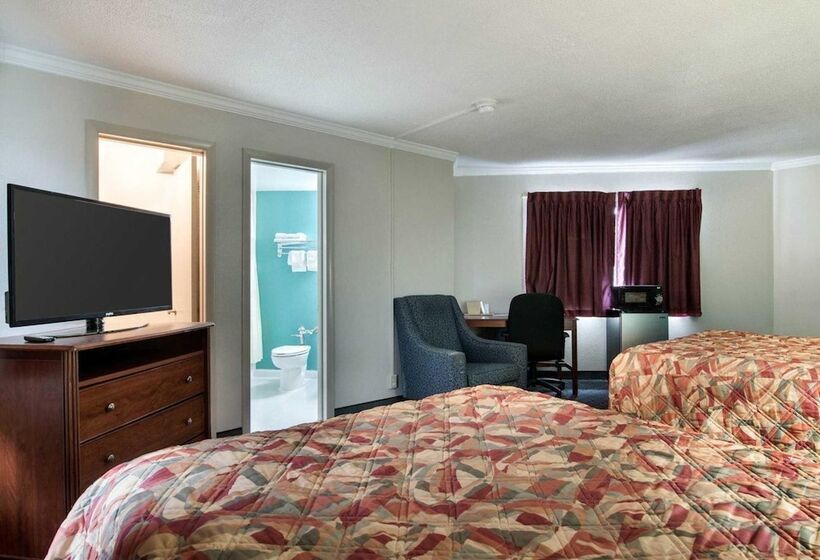 هتل Rodeway Inn
