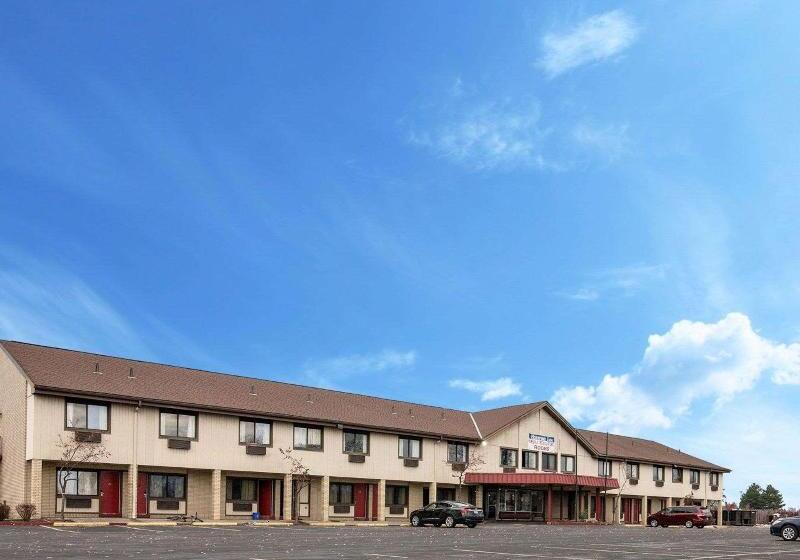هتل Rodeway Inn