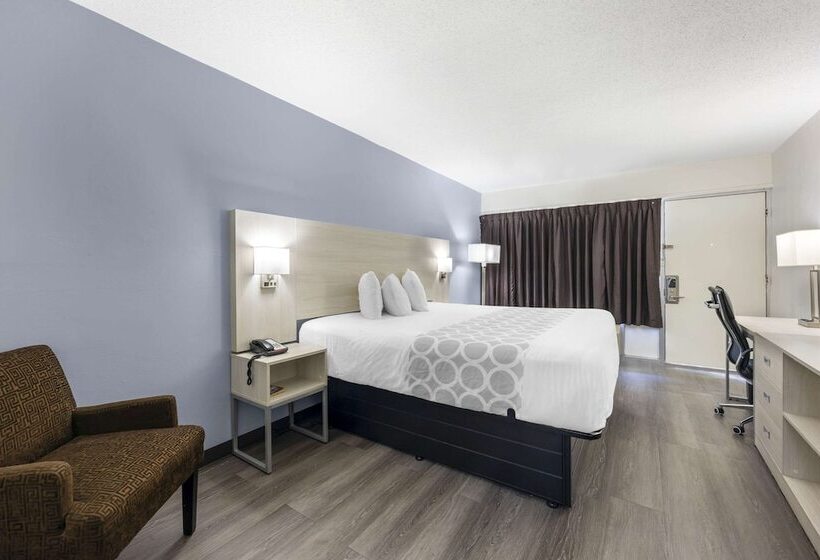 בית מלון כפרי Suburban Studios Cookeville