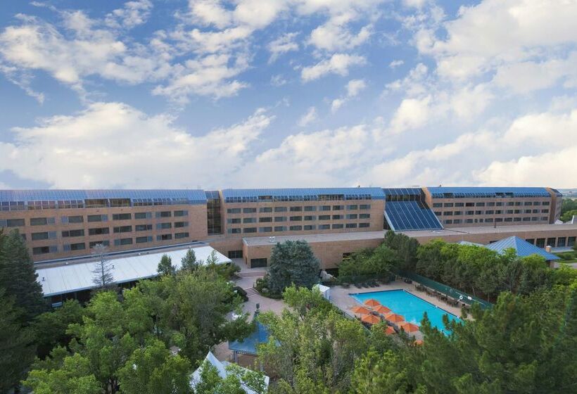Отель The Inverness Denver, a Hilton Golf & Spa Resort
