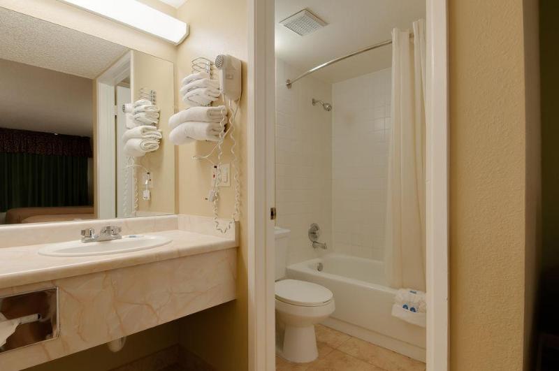 هتل Vagabond Inn Bakersfield South