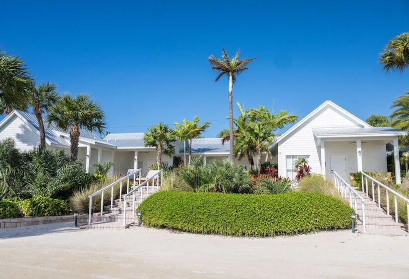 فندق على الطريق Islander Resort