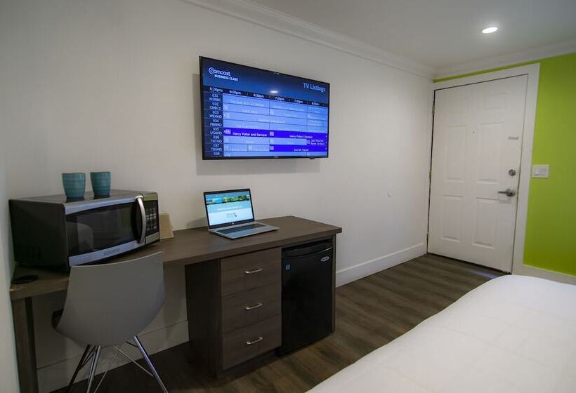 فندق على الطريق Spinnaker Inn Of Naples