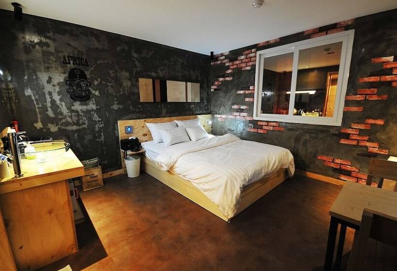 7 Motel