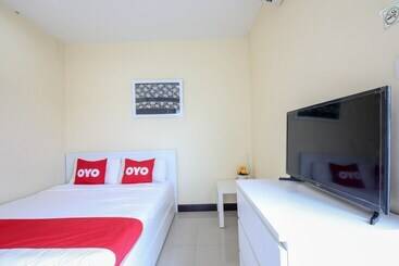 هتل Aoi Apartment By Oyo Rooms