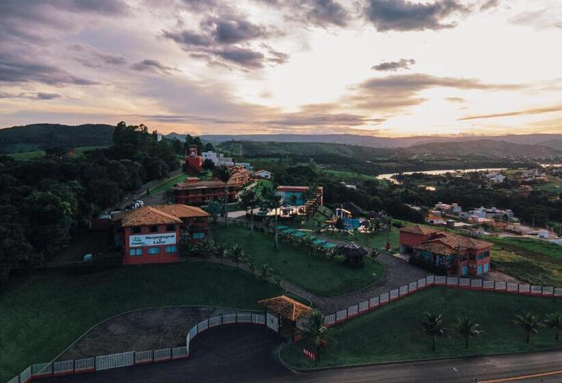 هتل Escarpas Resort
