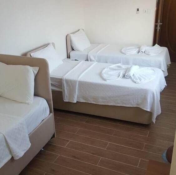 Ev Otel
