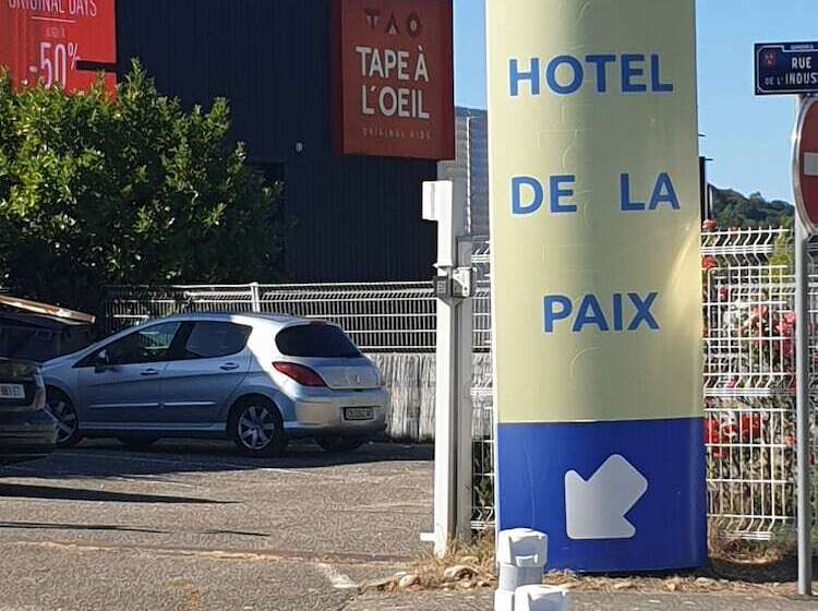 בית מלון כפרי De La Paix Lyon Sud Givors