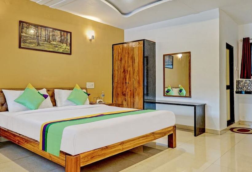 هتل Lake Paradise Mahabaleshwar