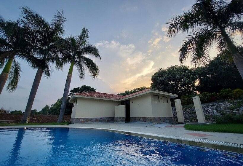 هتل Nadiya Parao Resort, Corbett