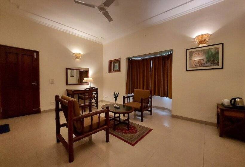 هتل Nadiya Parao Resort, Corbett