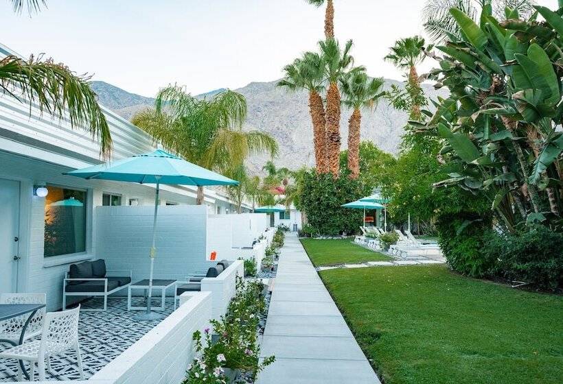 مُتل Bellevue Oasis Adults Only