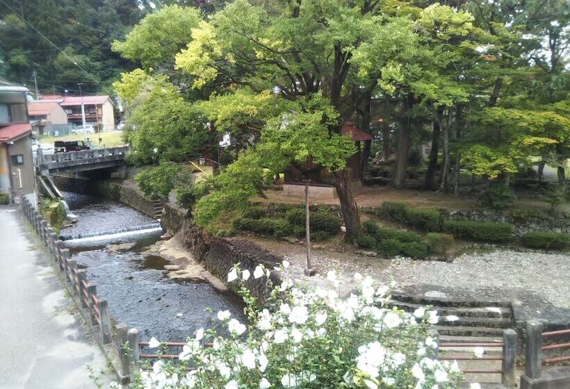 ريوكان Yuya Takanoyu Bekkan