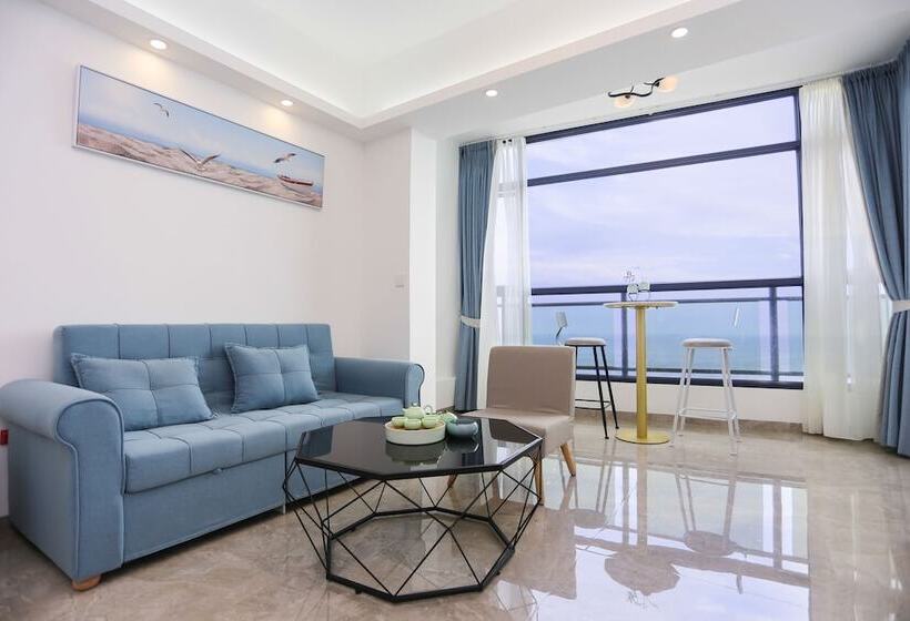 Seacliff Apartment