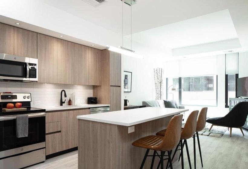 בית מלון כפרי Why Tysons Corner  Luxe Suites Greensboro Dr