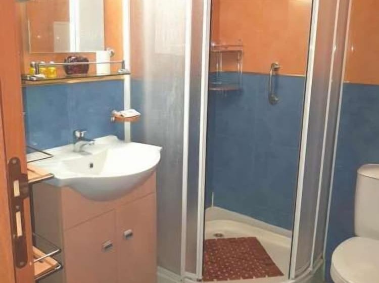 Yassen Holiday Village