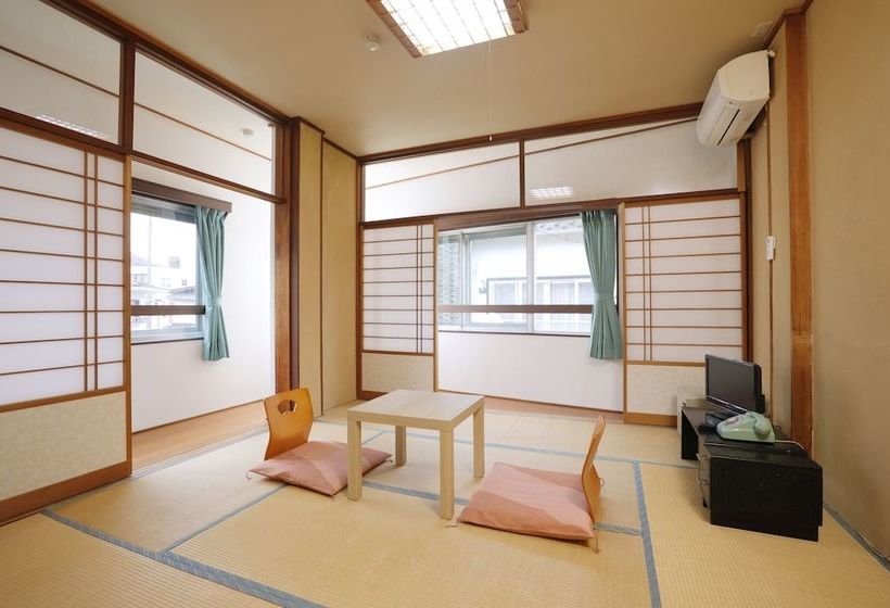 هاستل Onsen Guesthouse Yukori By Oyo Rooms
