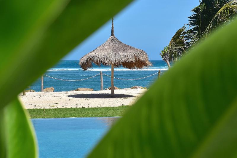مبيت وإفطار Segara Lombok Beach Resort