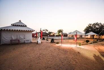 هتل Kabila Camp By At Your Service Hospitality