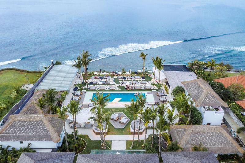 هتل Ulu Cliffhouse