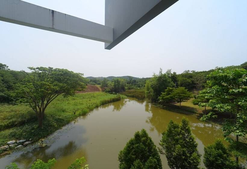 The Gallery Khao Yai Hotel And Residence