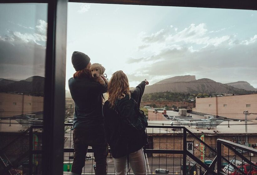 צימר Leland House Suites Of Durango