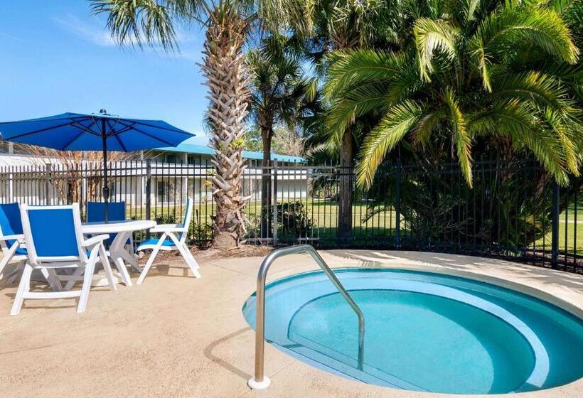 호텔 Baymont By Wyndham Daytona Beach   Intl Speedway