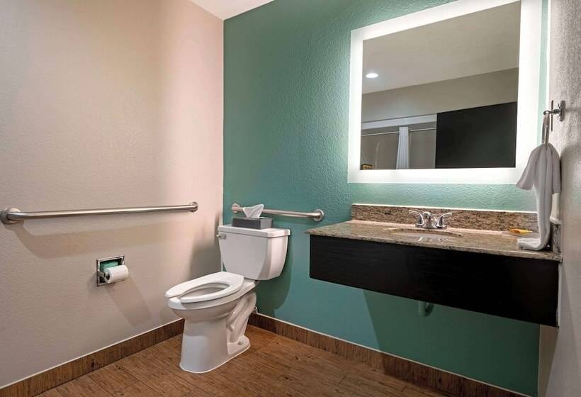 هتل Best Western Plus Greenwood Indy South Inn
