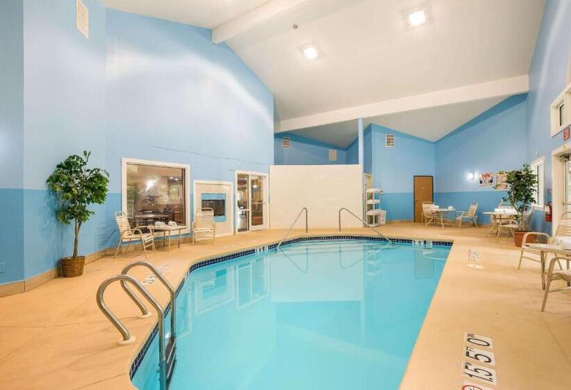 فندق Econo Lodge